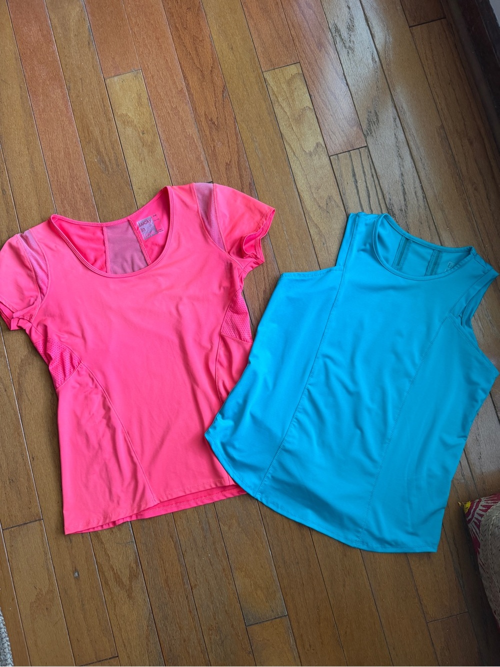 Lucky in Love Athletic Top Size Medium 8-10 Set of 2 t Shirt